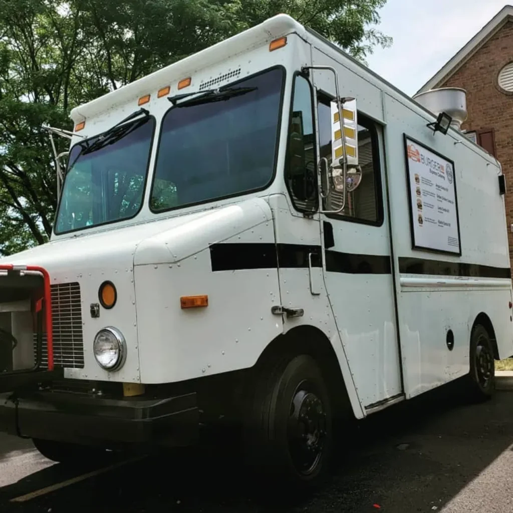 Fleet Detailing in Columbus, Ohio: Why Mobile Service Keeps Work Trucks Ready for Business