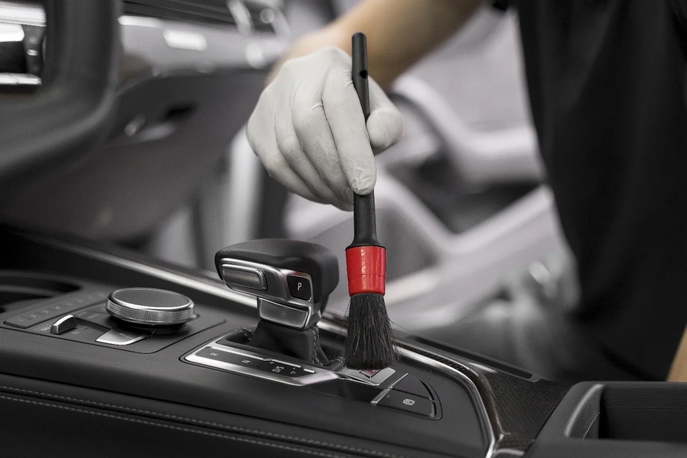 Why Auto Detailing is Essential Before Selling or Trading Your Vehicle